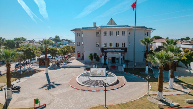 Seferihisar Belediyesi’ne operasyon